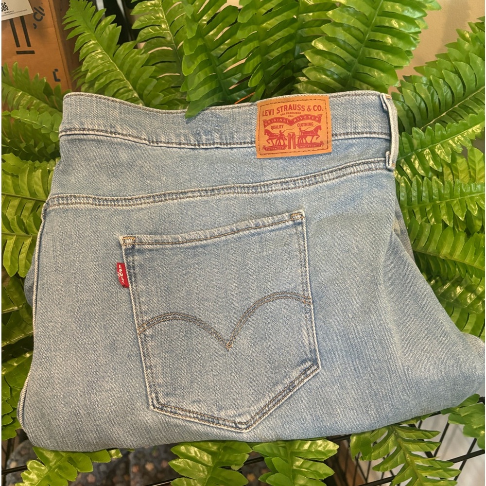Levi’s skinny jeans in excellent condition
